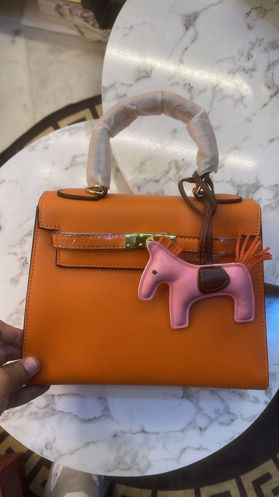 Elegant Hermes Kelly Hand Bag in Brown Color