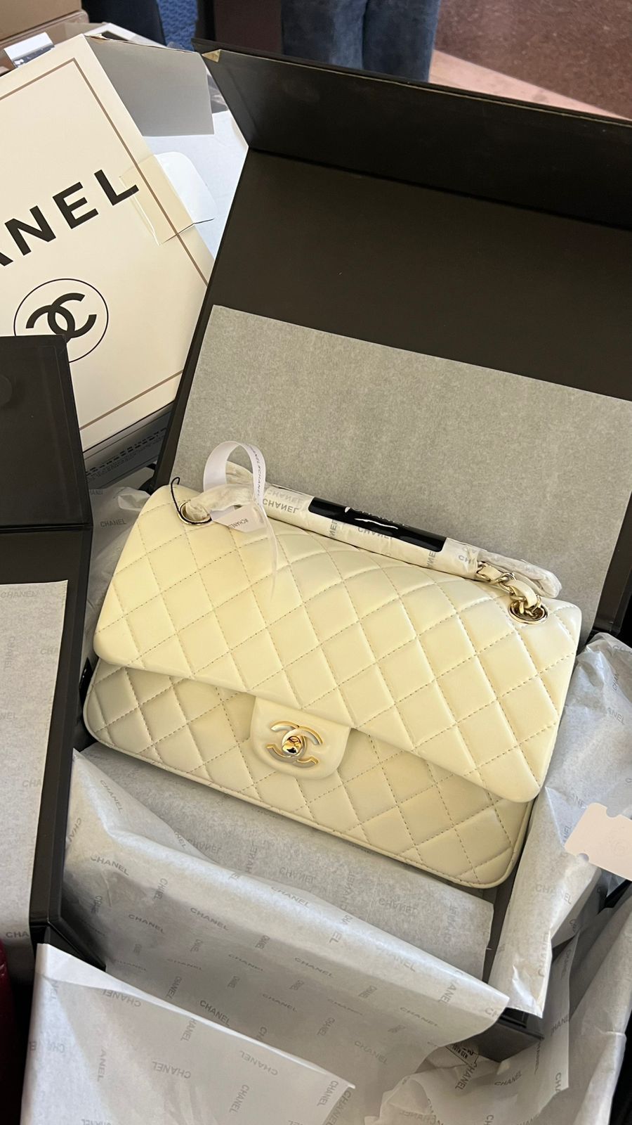 Elegant Chanel Sling with Square Design