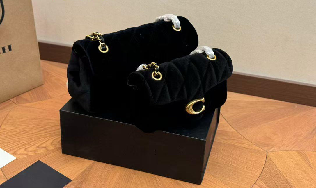 Burgundy Velvet Shoulder Bag PO17