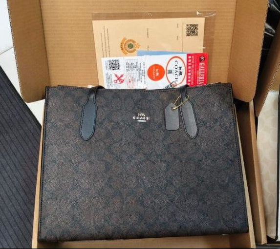 Beautiful Coach tote bags