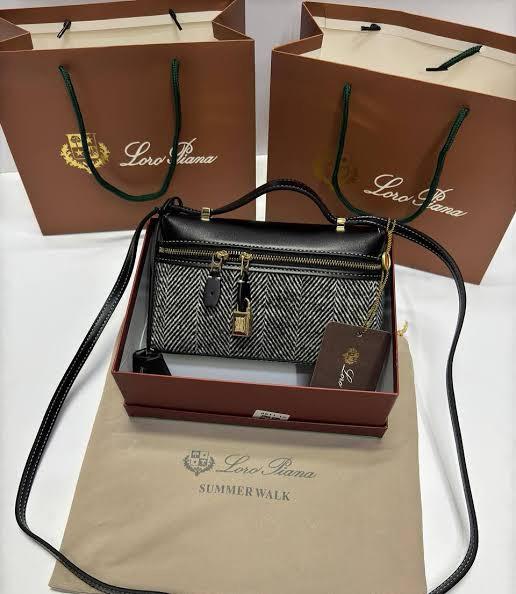 Beautiful Lori Piano Slings Hand Bag