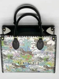 Gucci Tiger Medium Tote Shanghai Savanah bag in white multicolor leather. PO22