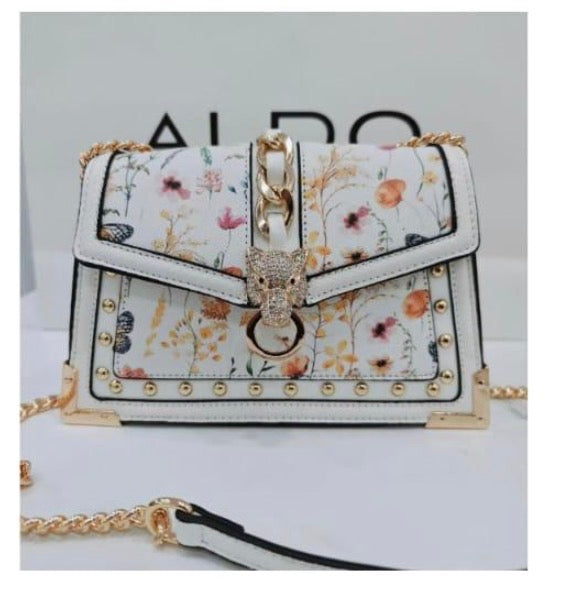 Aldo slings with box