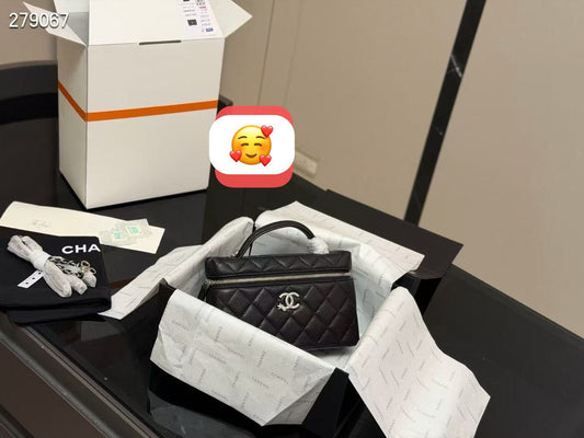 Chanel vanity premium