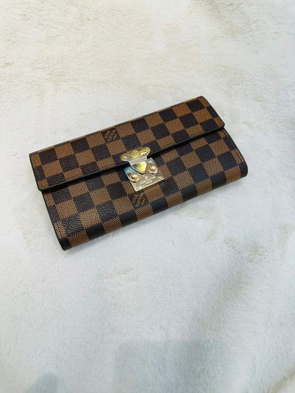 Elegant Check Wallet