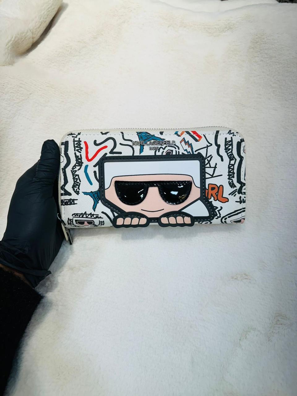 Elegant Karl Lagerfeld Wallet