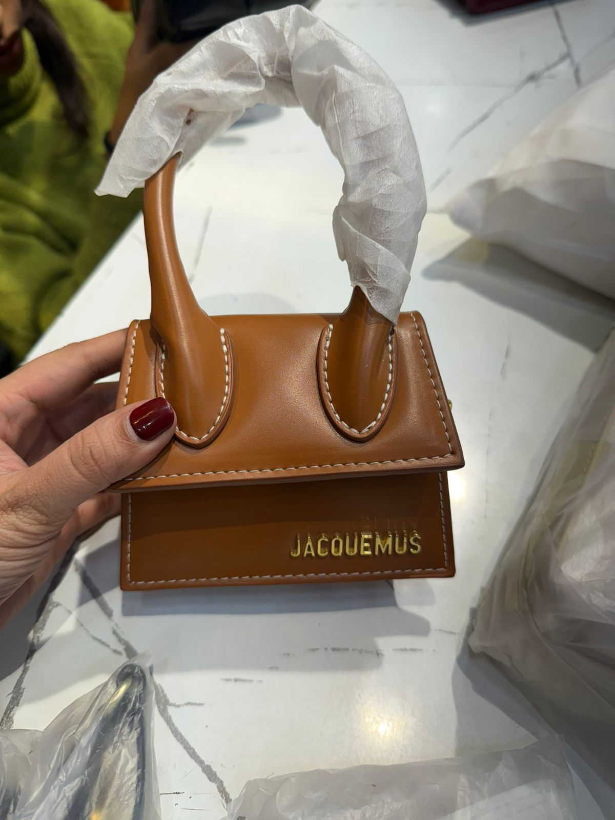 Elegant Jacquemus Mini Sling