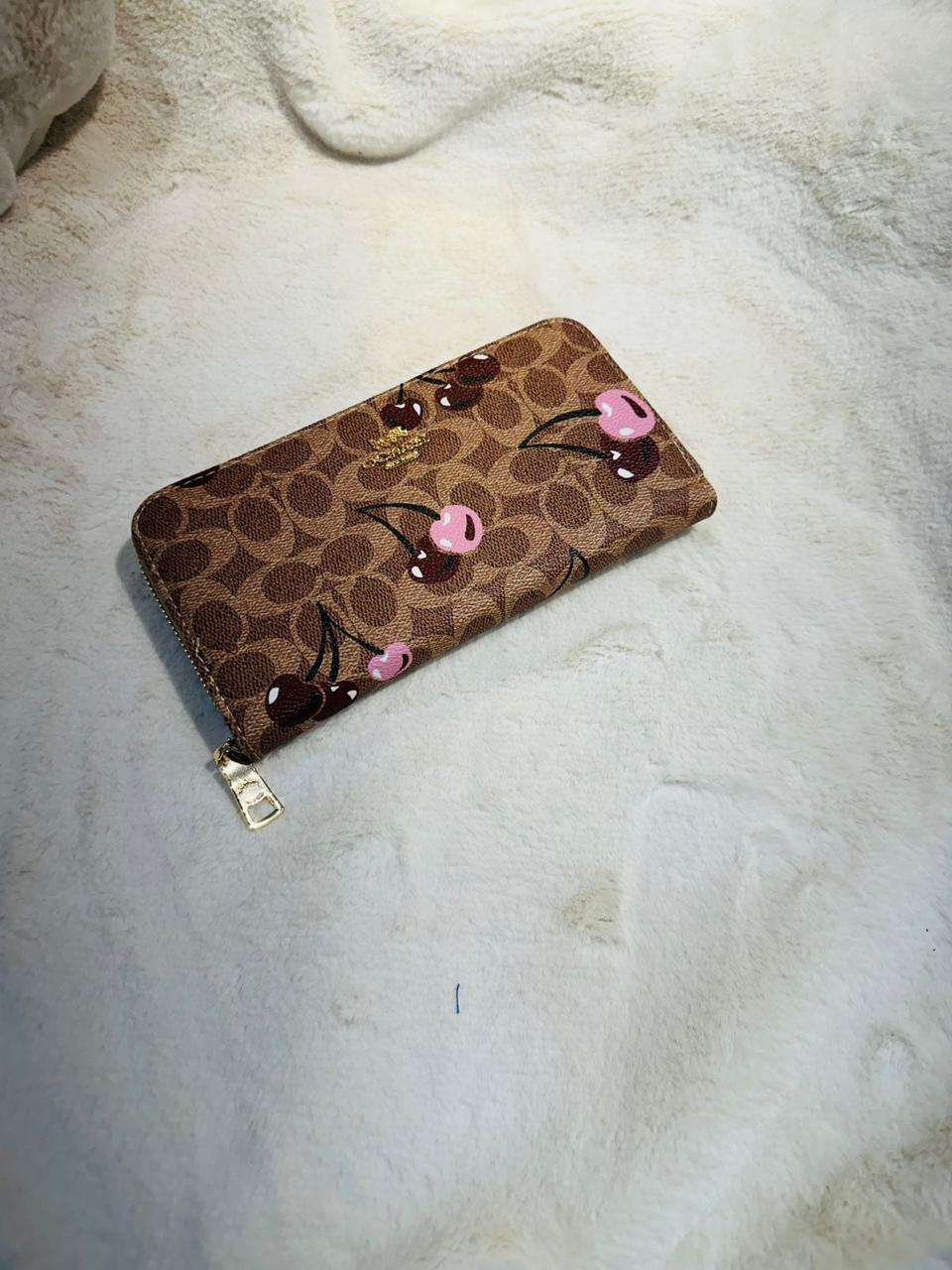 Elegant Coach Cherry Brown Zip Wallet
