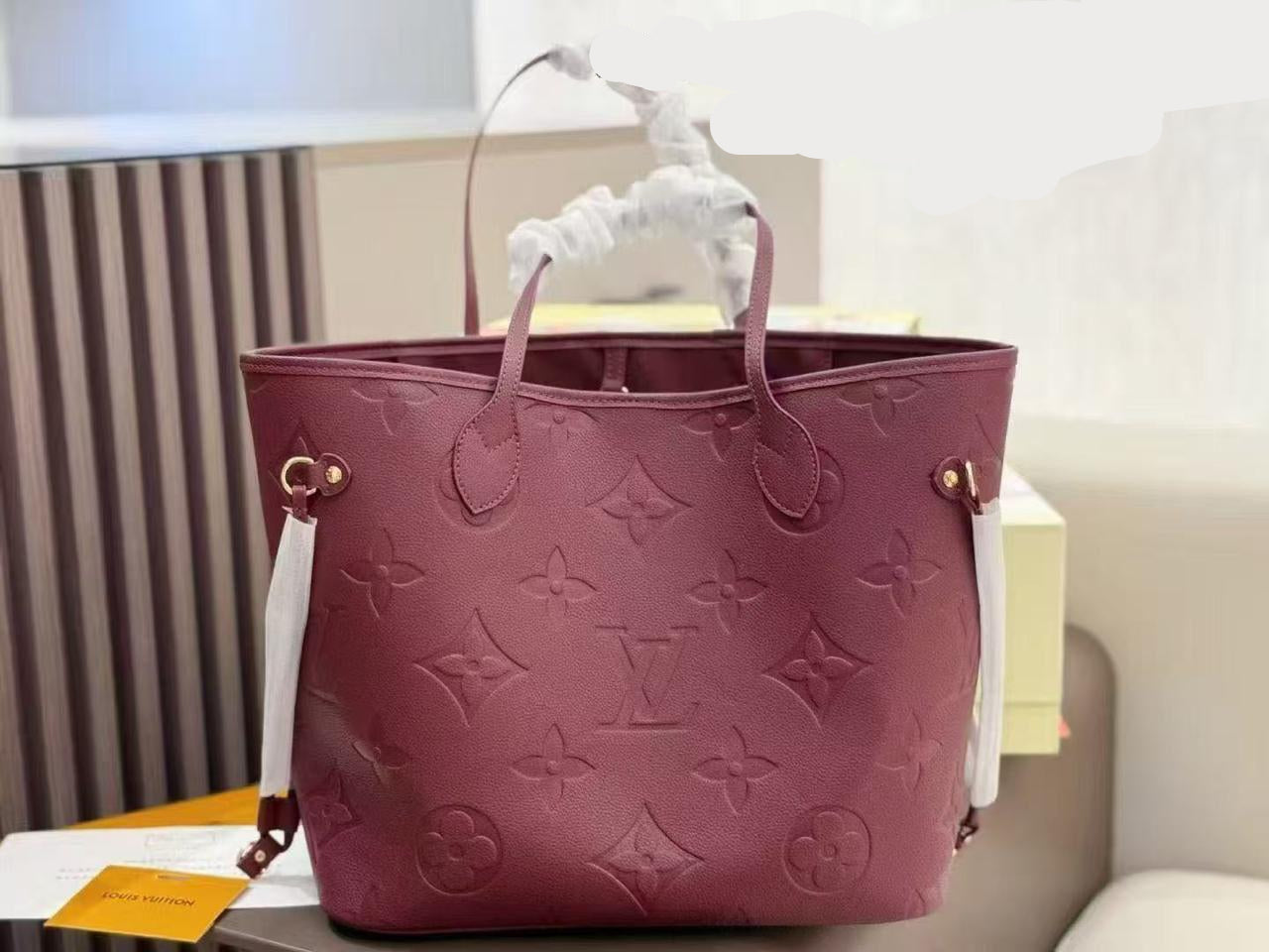 Louis Vuitton Neverfull MM Tote Bag