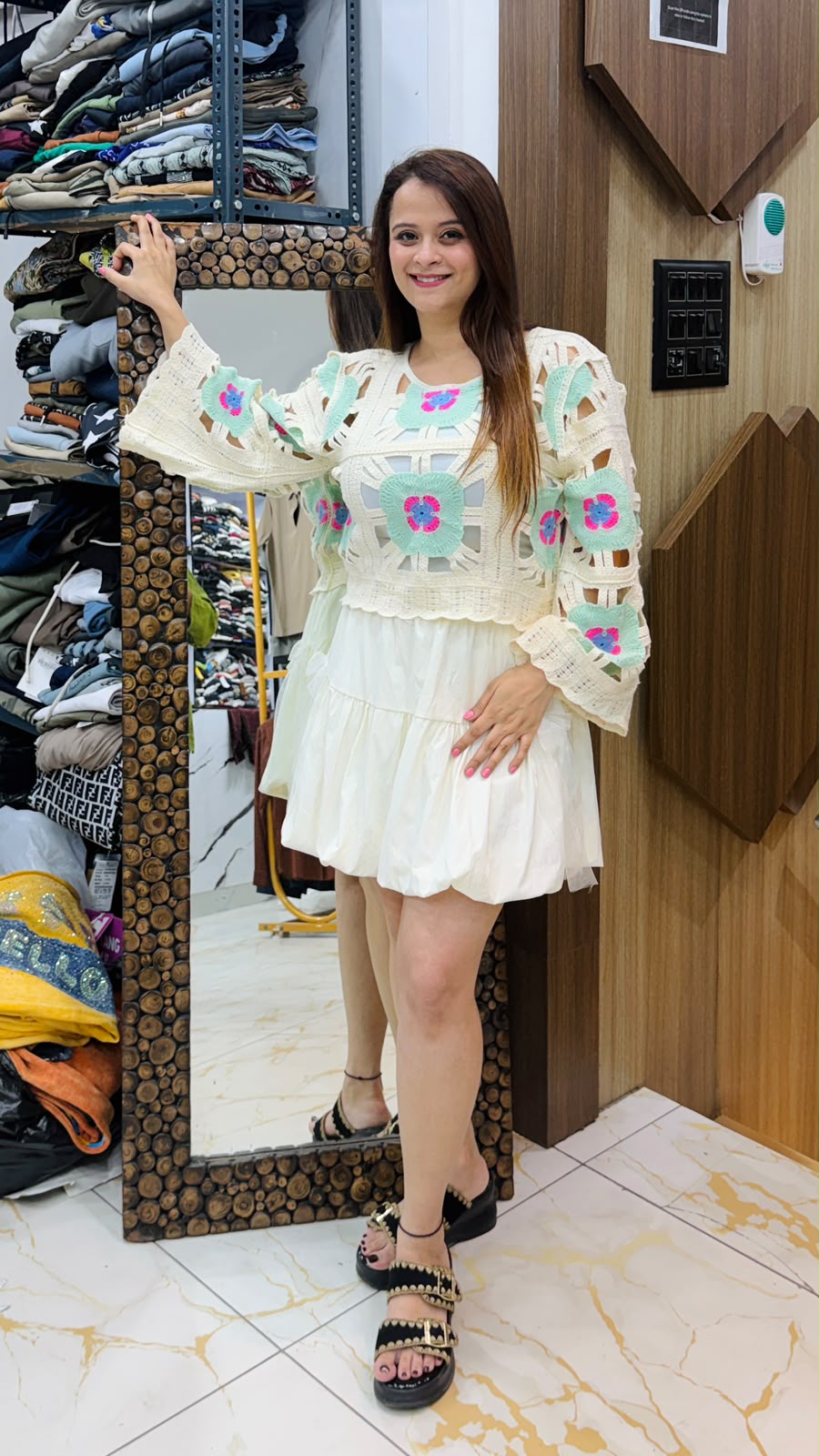 Elegant white handmade crochet floral patchwork PO76