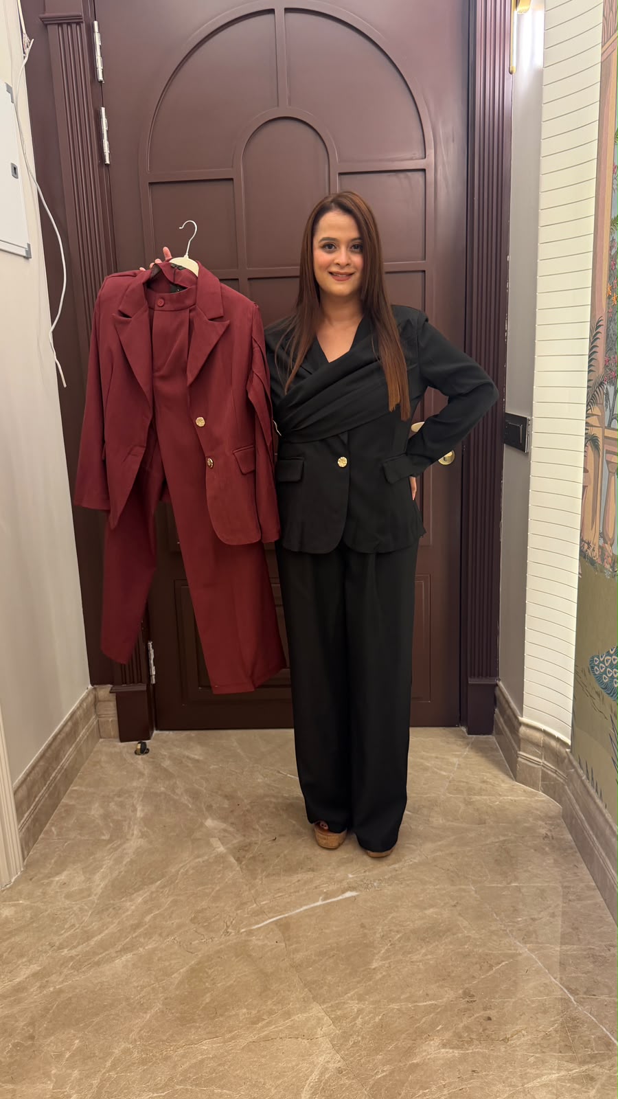 Elegant blazer with a draped wrap detail and matching wide-leg trousers PO173