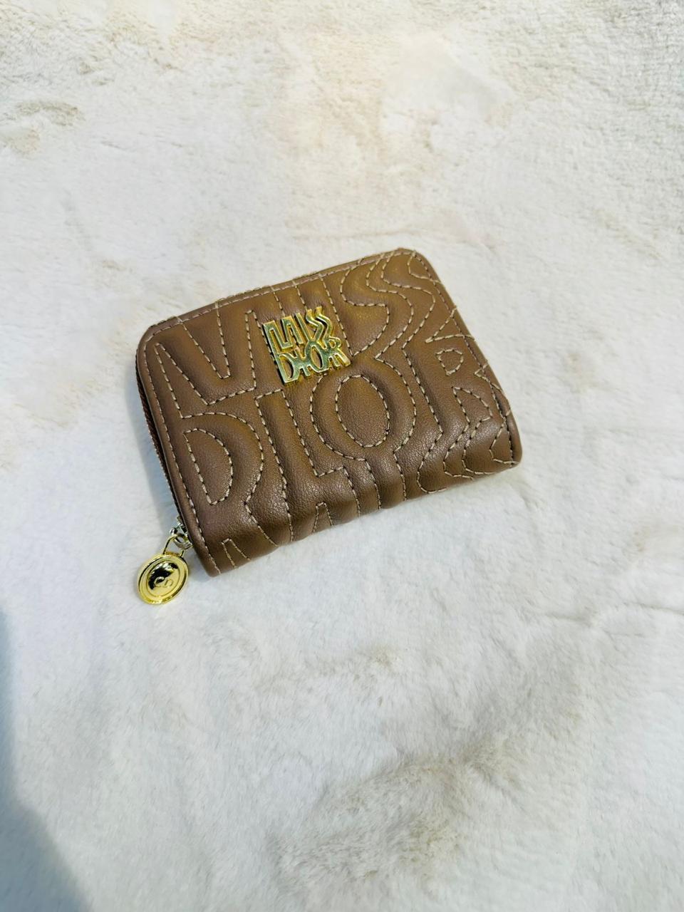 Elegant Dior Wallet With Dior Design