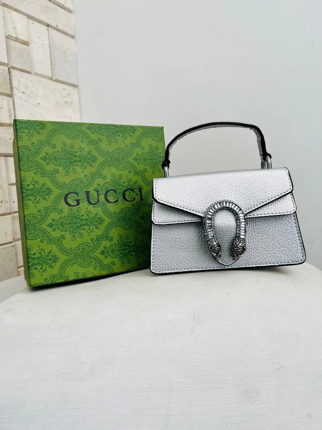 Gucci White Lthr Shldr Bag New Auth PO03