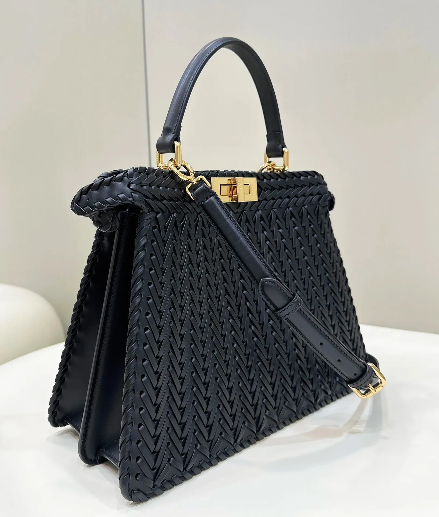 FENDI PEEKABOO ISEEU PO33