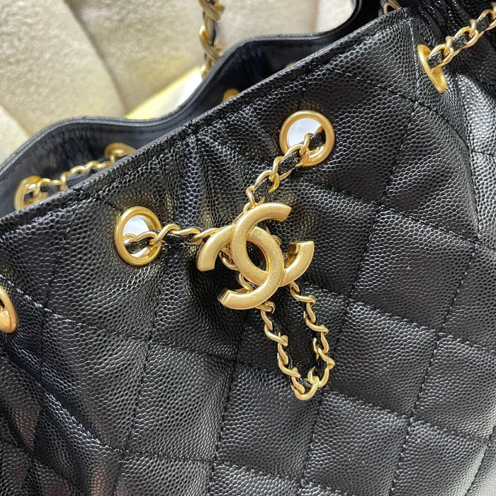 Beautiful Small Handbag PO30